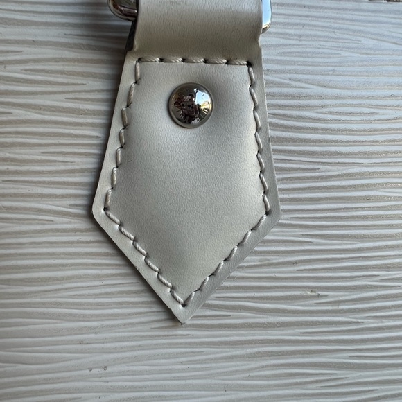 Louis Vuitton Alma PM Epi Leather Blaco (White) - Picture 14 of 14